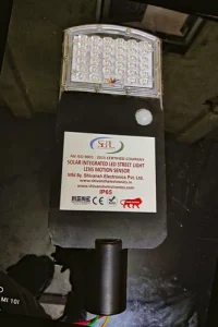 12-15w-solar-semi-integrated-light-500x500 (2)