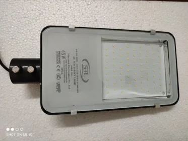 30-w-led-street-light-500x500 (1)